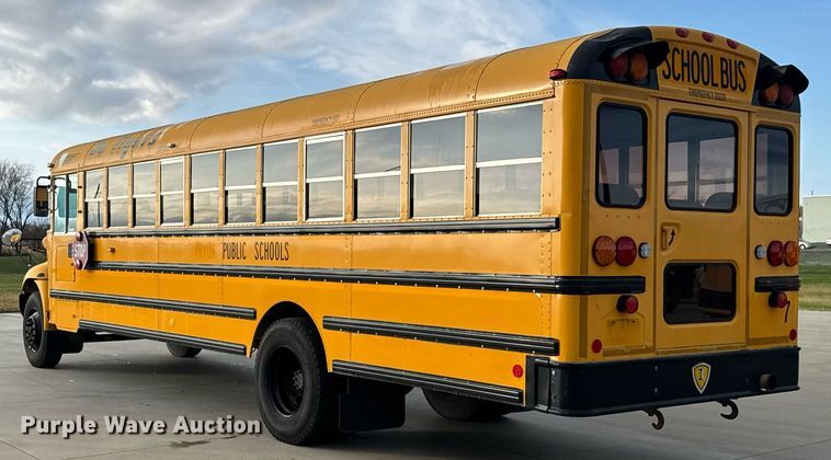 image for item DO0065 2005 IC CE200 school bus