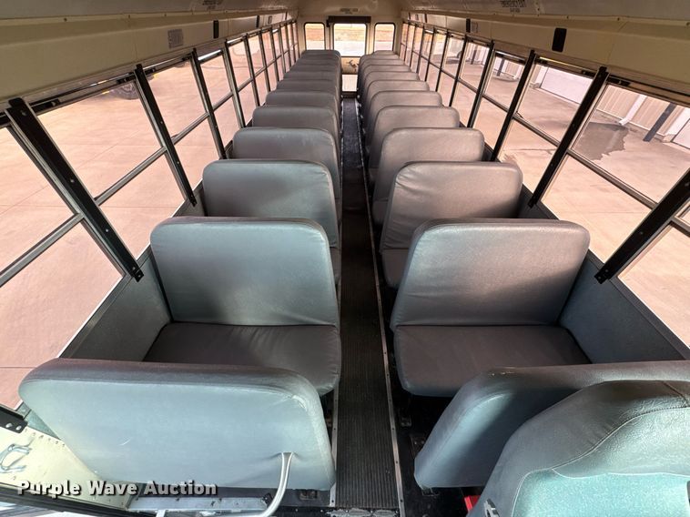 image for item DO0065 2005 IC CE200 school bus