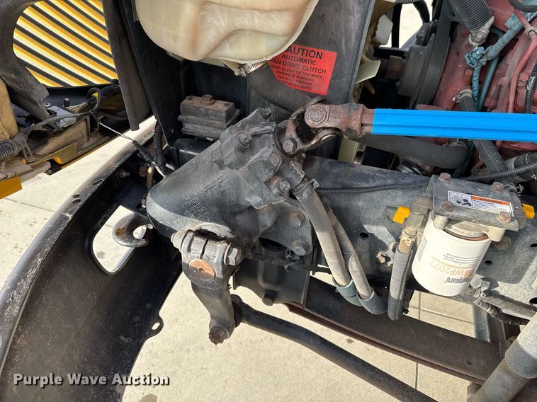 image for item DO0065 2005 IC CE200 school bus