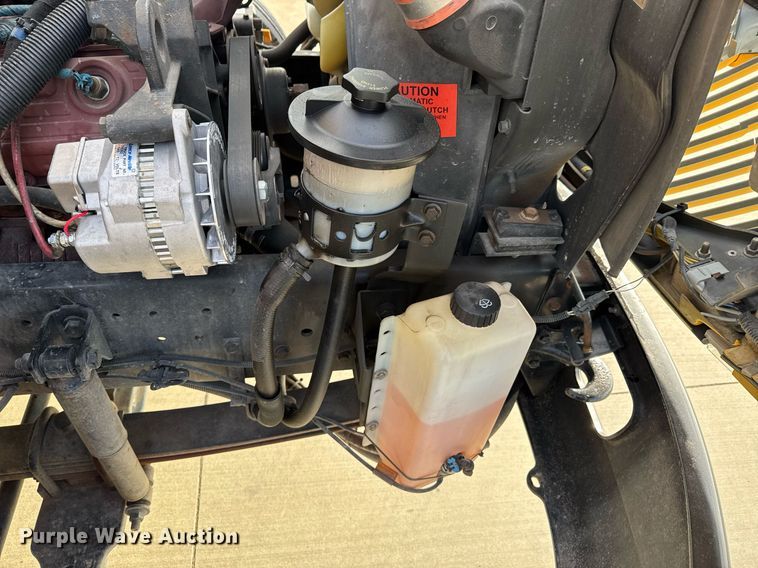 image for item DO0065 2005 IC CE200 school bus