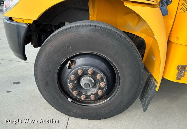 image for item DO0065 2005 IC CE200 school bus