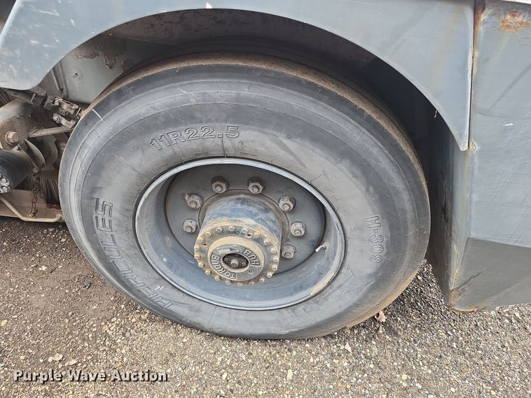 image for item DQ5360 2017 Global Environmental Products MX3 street sweeper