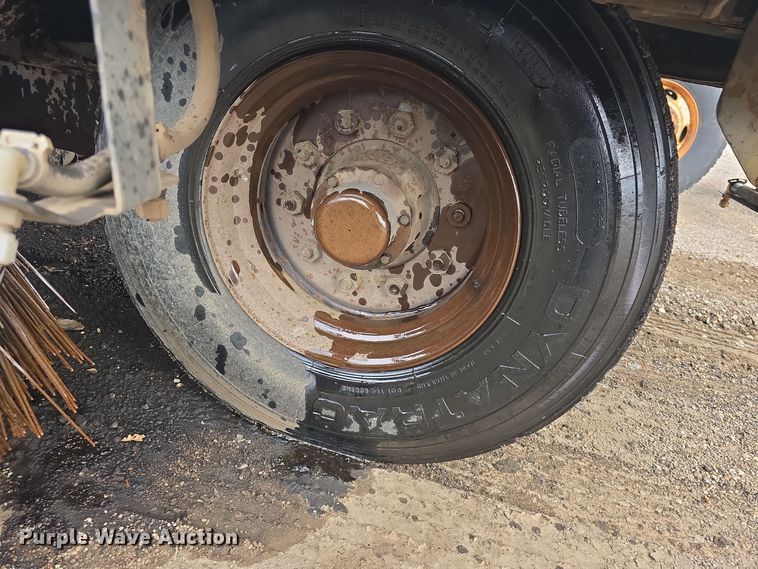 image for item DQ5360 2017 Global Environmental Products MX3 street sweeper