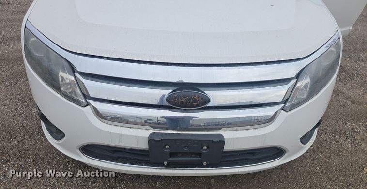 image for item DQ5361 2010 Ford Fusion S 