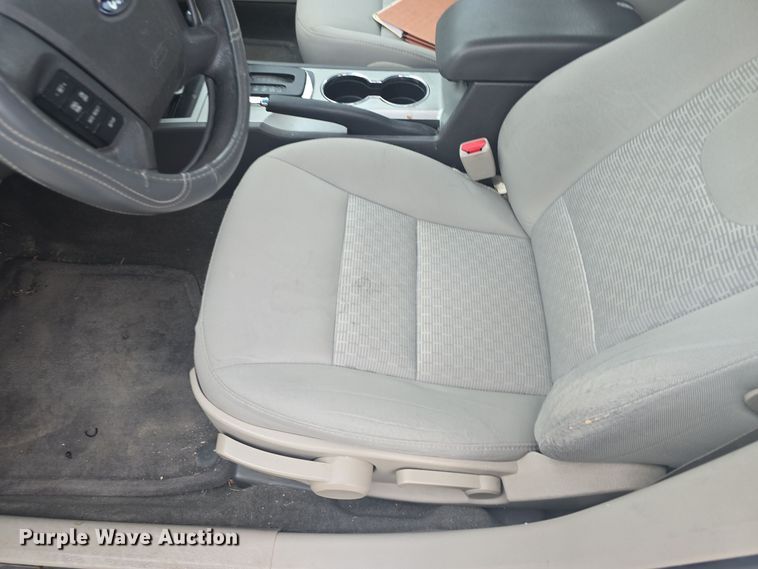 image for item DQ5361 2010 Ford Fusion S 