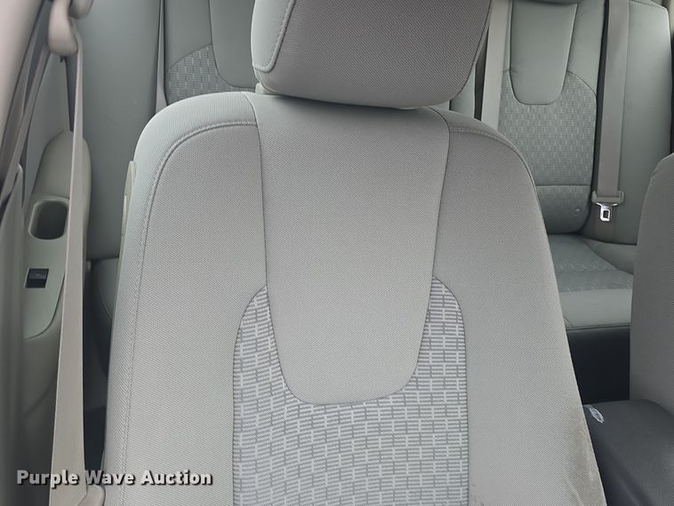 image for item DQ5361 2010 Ford Fusion S 