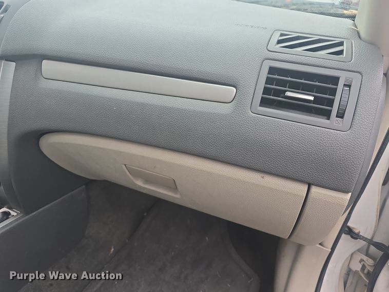 image for item DQ5361 2010 Ford Fusion S 