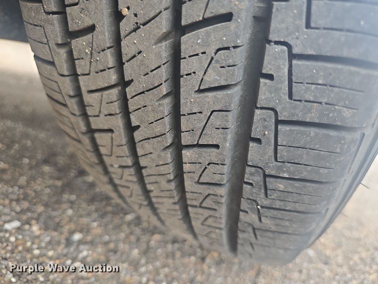 image for item DQ5361 2010 Ford Fusion S 