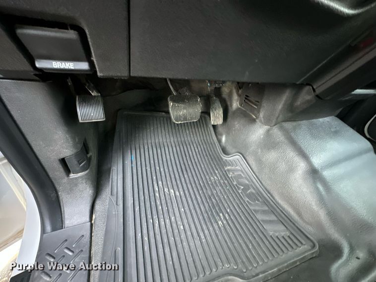 image for item DQ6532 2014 Ford F150 SuperCab pickup truck