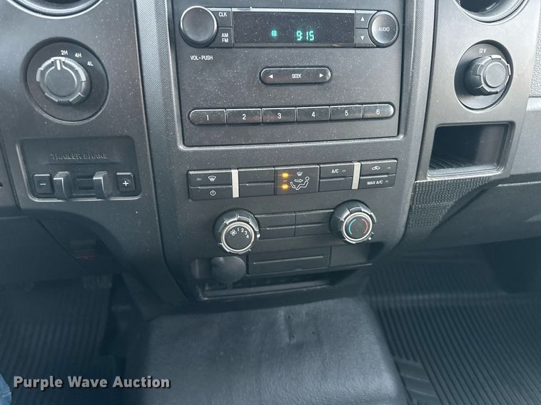 image for item DQ6532 2014 Ford F150 SuperCab pickup truck