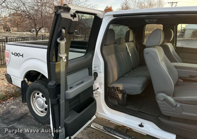 image for item DQ6532 2014 Ford F150 SuperCab pickup truck
