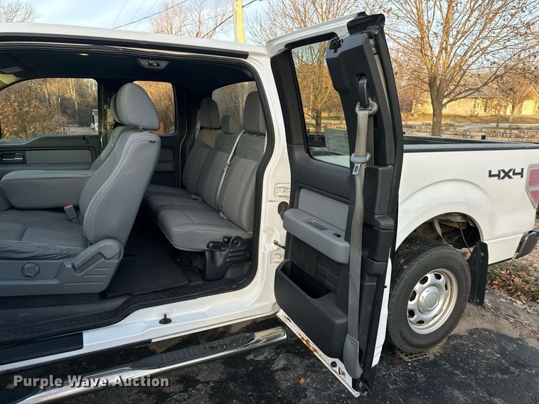 image for item DQ6532 2014 Ford F150 SuperCab pickup truck