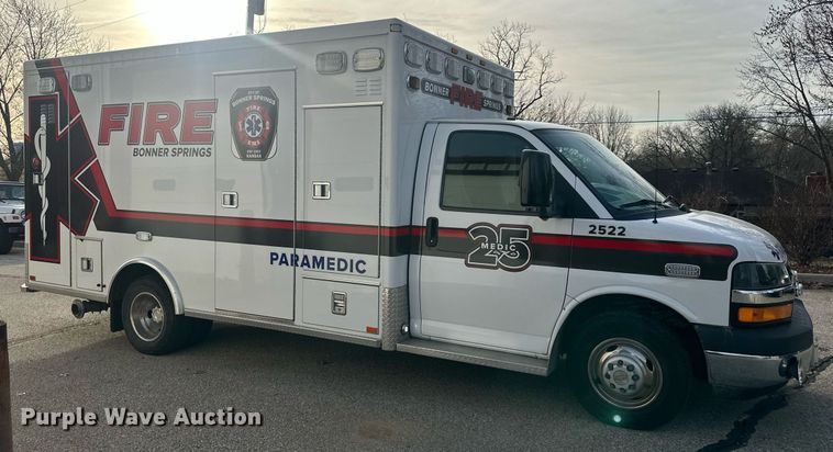 image for item DQ6542 2011 Chevrolet Express G4500 ambulance