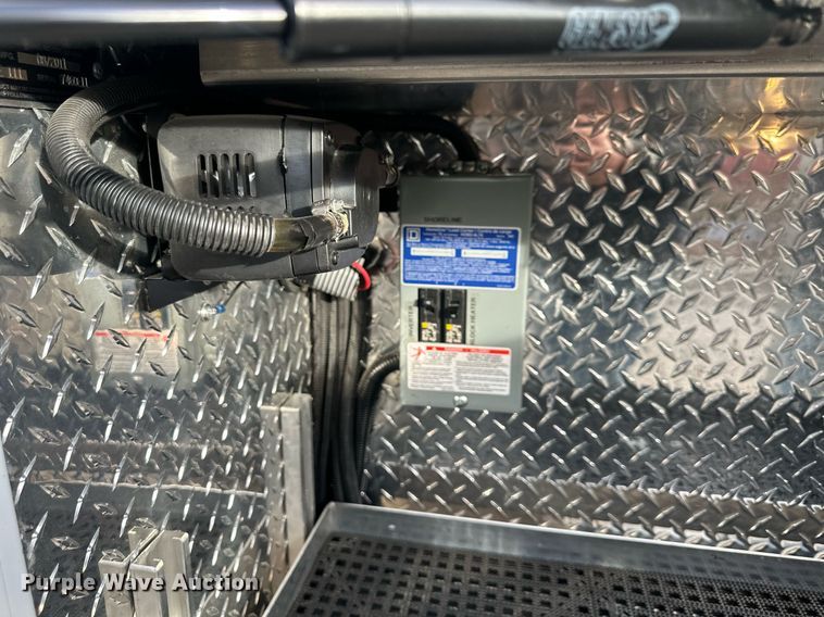 image for item DQ6542 2011 Chevrolet Express G4500 ambulance