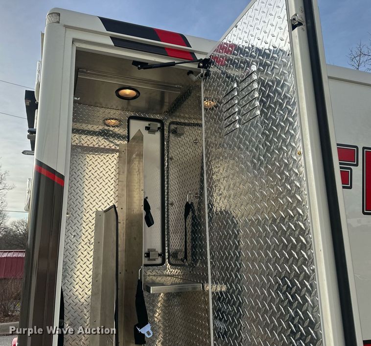 image for item DQ6542 2011 Chevrolet Express G4500 ambulance