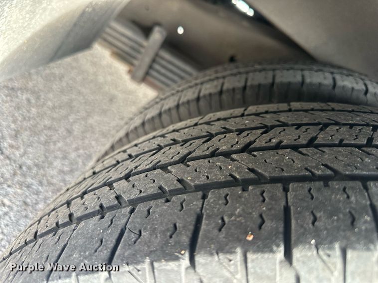 image for item DQ6542 2011 Chevrolet Express G4500 ambulance