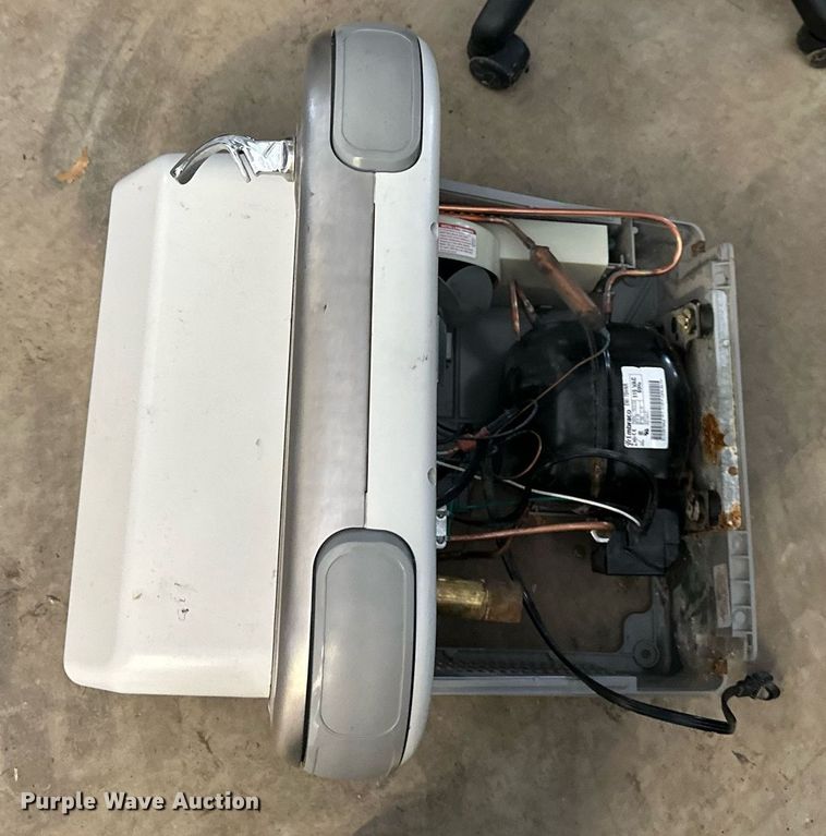 image for item DQ6544 Office supplies