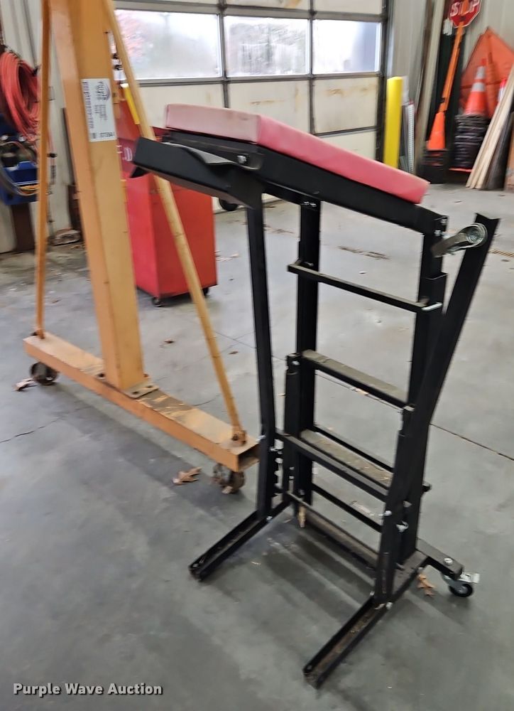 image for item DT7584 Gantry crane