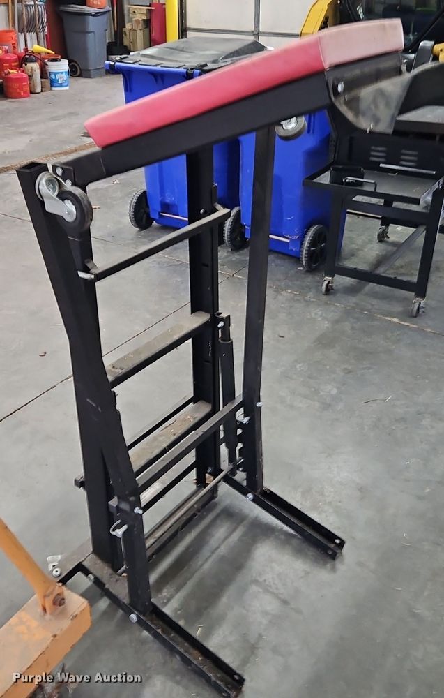 image for item DT7584 Gantry crane