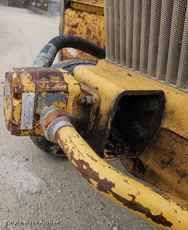 image for item DT7585 Ford Tiger Special 5610 tractor