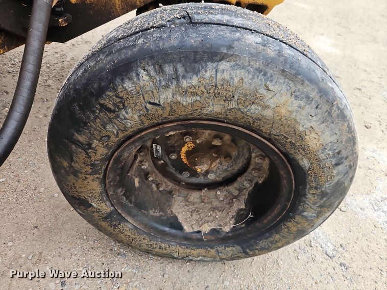 image for item DT7585 Ford Tiger Special 5610 tractor