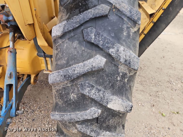 image for item DT7585 Ford Tiger Special 5610 tractor