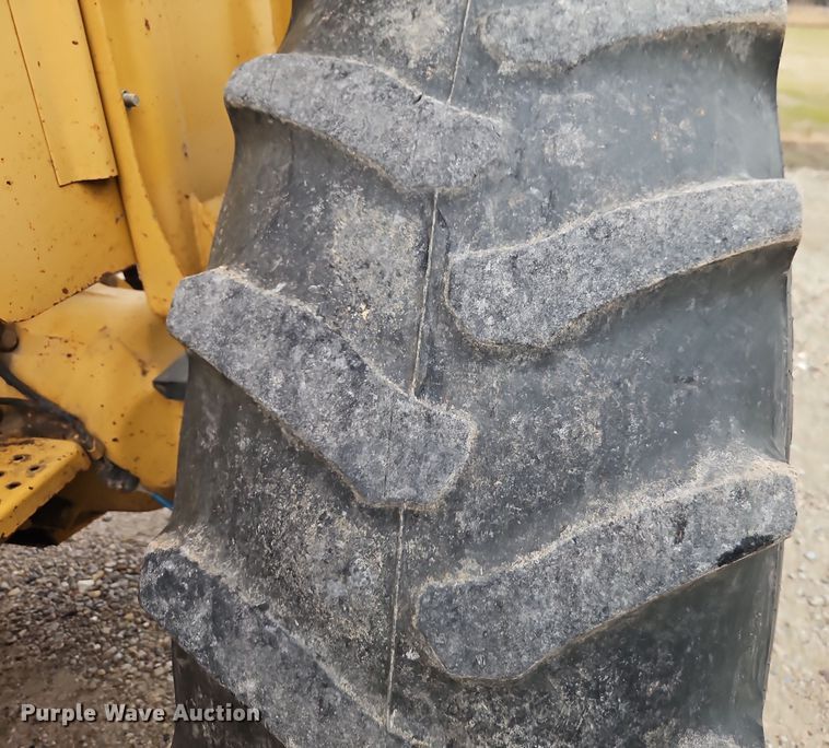 image for item DT7585 Ford Tiger Special 5610 tractor