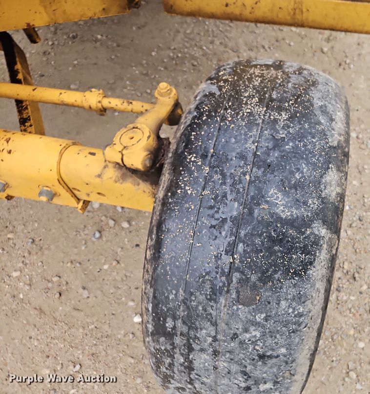 image for item DT7585 Ford Tiger Special 5610 tractor