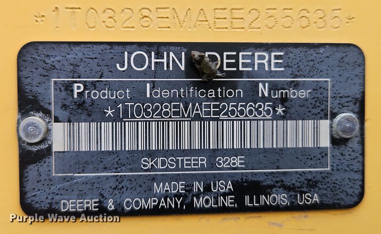 image for item DT7586 2014 John Deere 328E skid steer loader