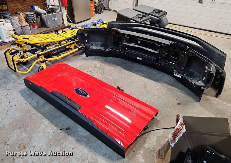 image for item DT7587 Pickup truck parts