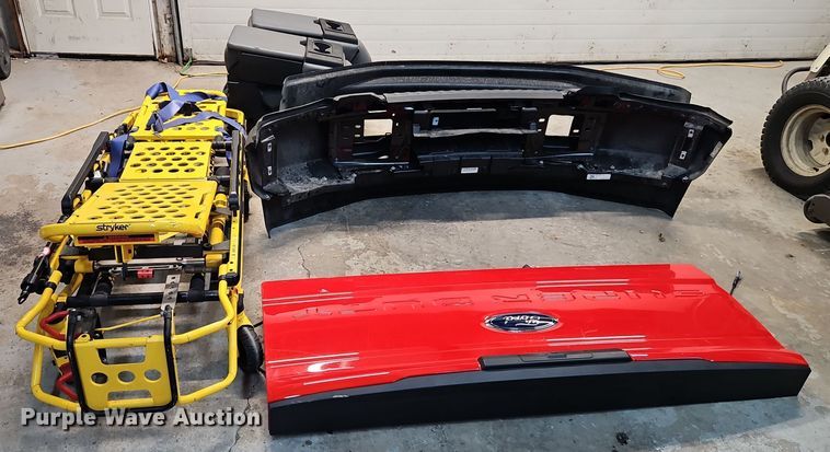 image for item DT7587 Pickup truck parts