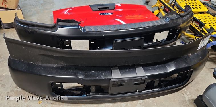 image for item DT7587 Pickup truck parts