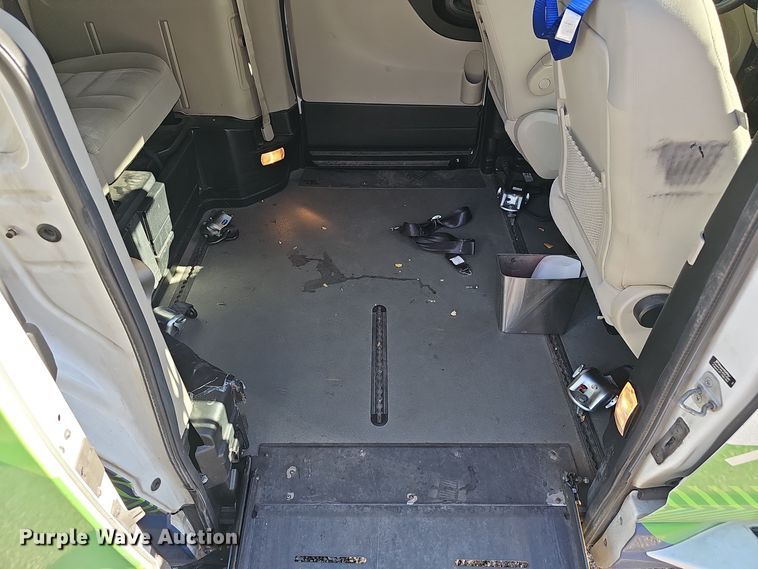 image for item DV0187 2019 Dodge Grand Caravan handicap accessible van