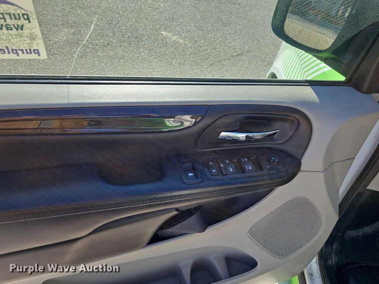 image for item DV0188 2019 Dodge Grand Caravan handicap accessible van