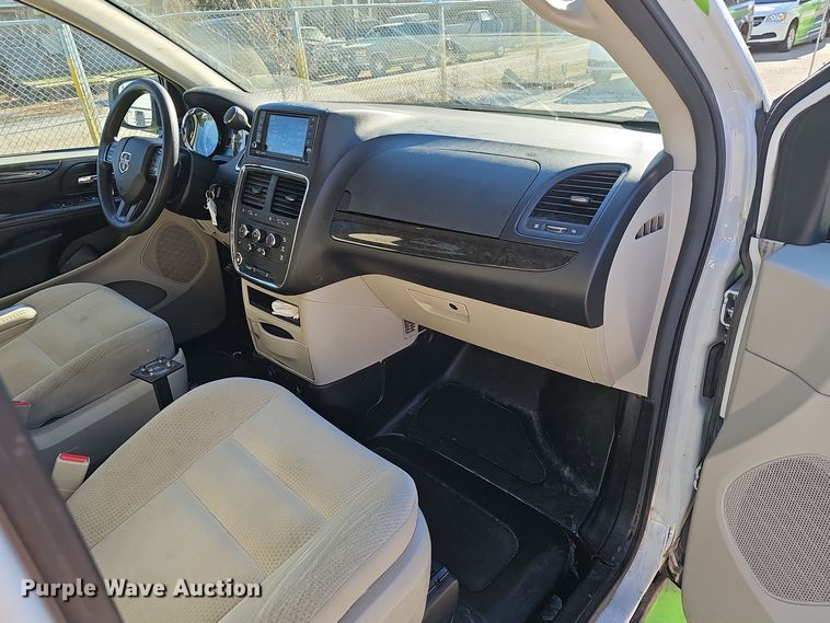 image for item DV0188 2019 Dodge Grand Caravan handicap accessible van