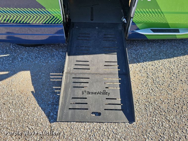 image for item DV0188 2019 Dodge Grand Caravan handicap accessible van