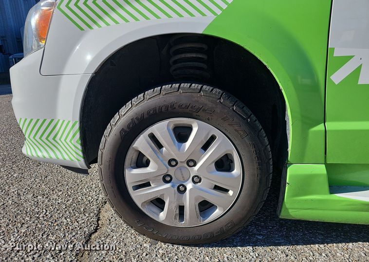 image for item DV0188 2019 Dodge Grand Caravan handicap accessible van
