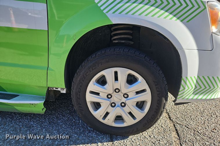 image for item DV0188 2019 Dodge Grand Caravan handicap accessible van