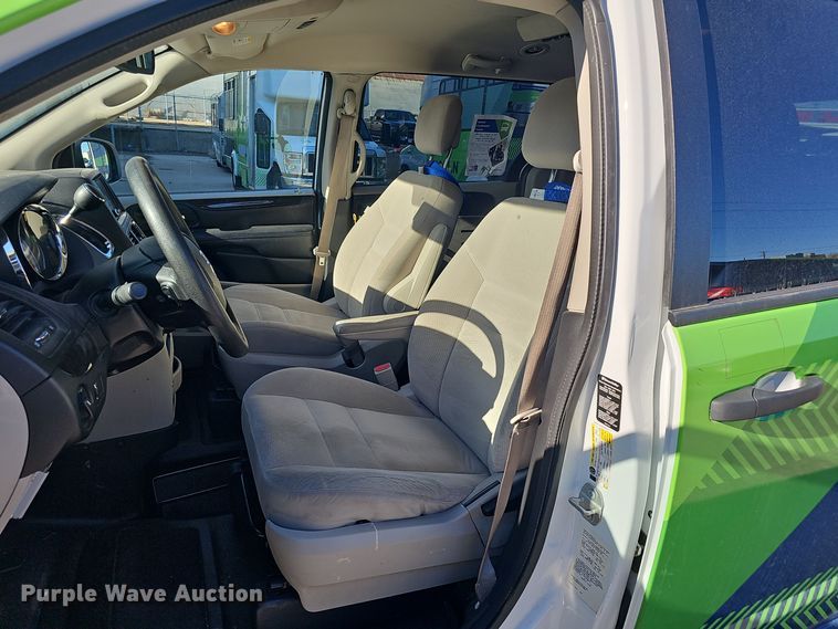 image for item DV0189 2019 Dodge Grand Caravan handicap accessible van