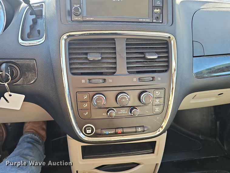 image for item DV0189 2019 Dodge Grand Caravan handicap accessible van