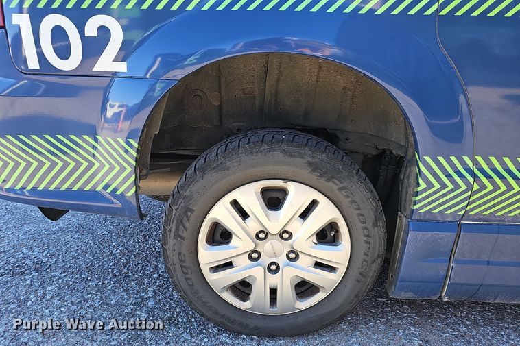 image for item DV0189 2019 Dodge Grand Caravan handicap accessible van