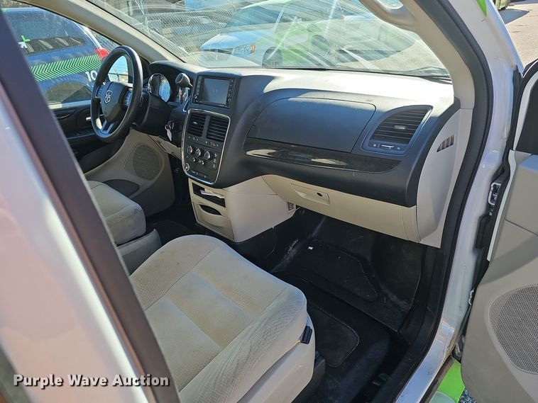 image for item DV0190 2019 Dodge Grand Caravan handicap accessible van