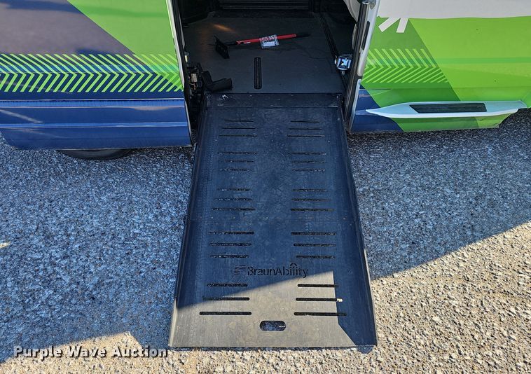 image for item DV0190 2019 Dodge Grand Caravan handicap accessible van