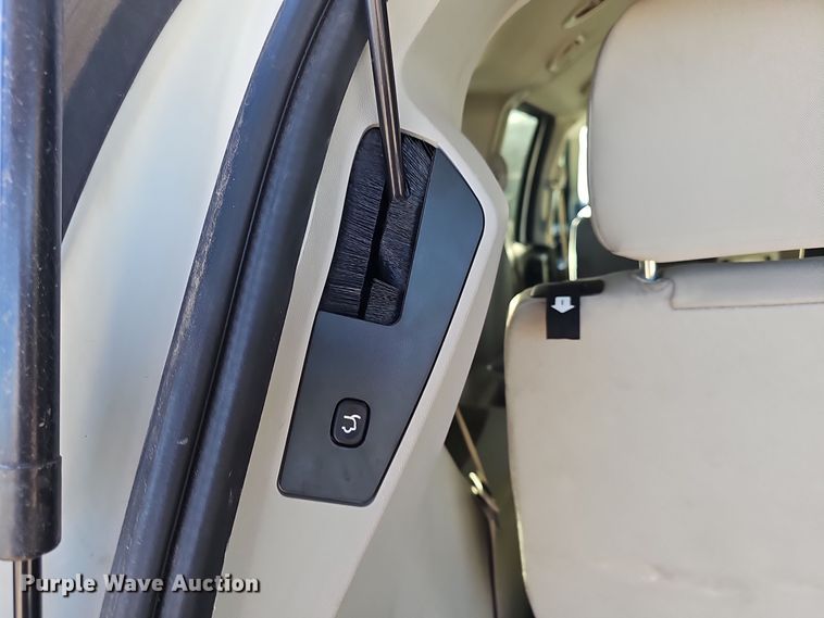 image for item DV0190 2019 Dodge Grand Caravan handicap accessible van