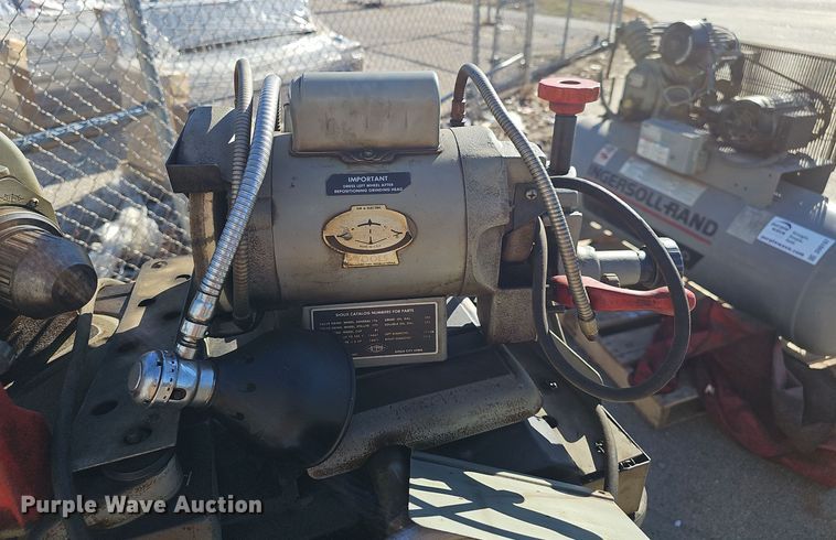 image for item DV0193 Sioux Tools 680 grinder