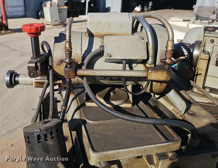 image for item DV0193 Sioux Tools 680 grinder