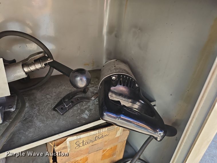 image for item DV0193 Sioux Tools 680 grinder