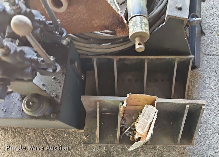 image for item DV0202 Truck lift