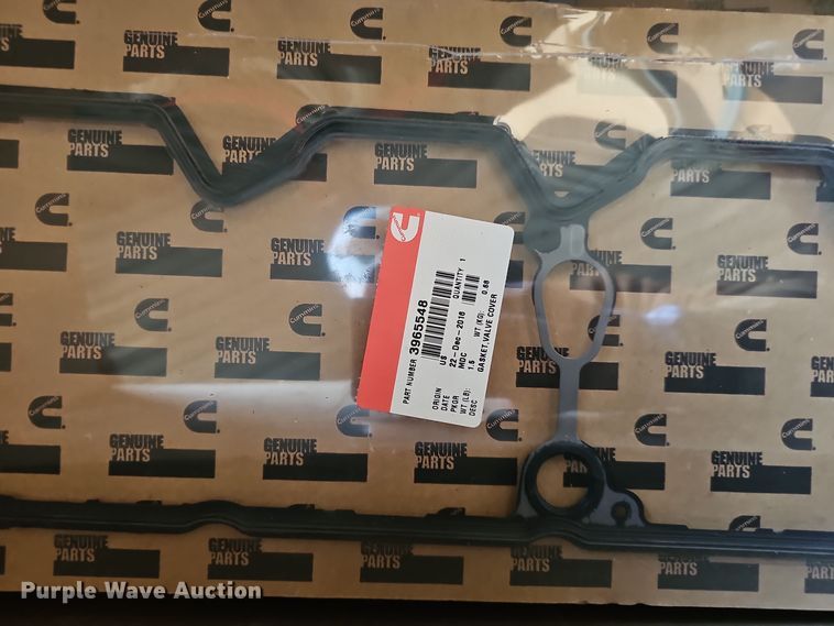 image for item DV0204 Cummins engine parts