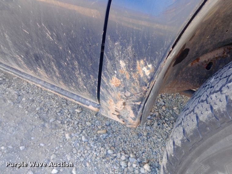 image for item DW0952 2006 GMC Sierra 1500 Ext. Cab pickup truck